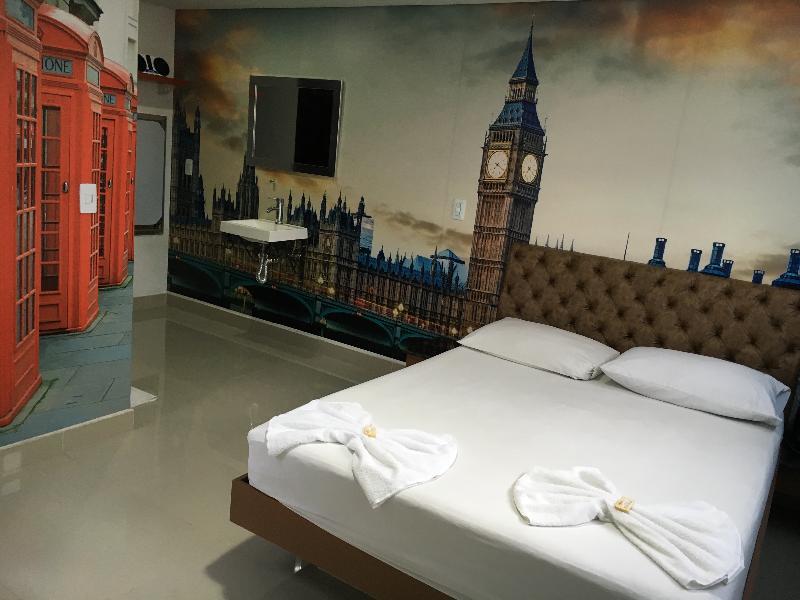 3H Hotel Centro Historico 메딜린 외부 사진
