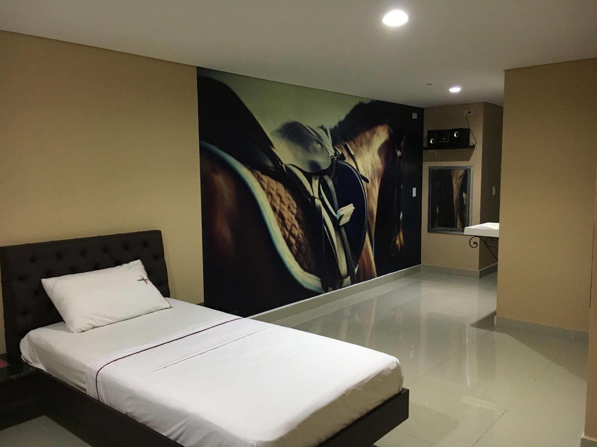 3H Hotel Centro Historico 메딜린 외부 사진